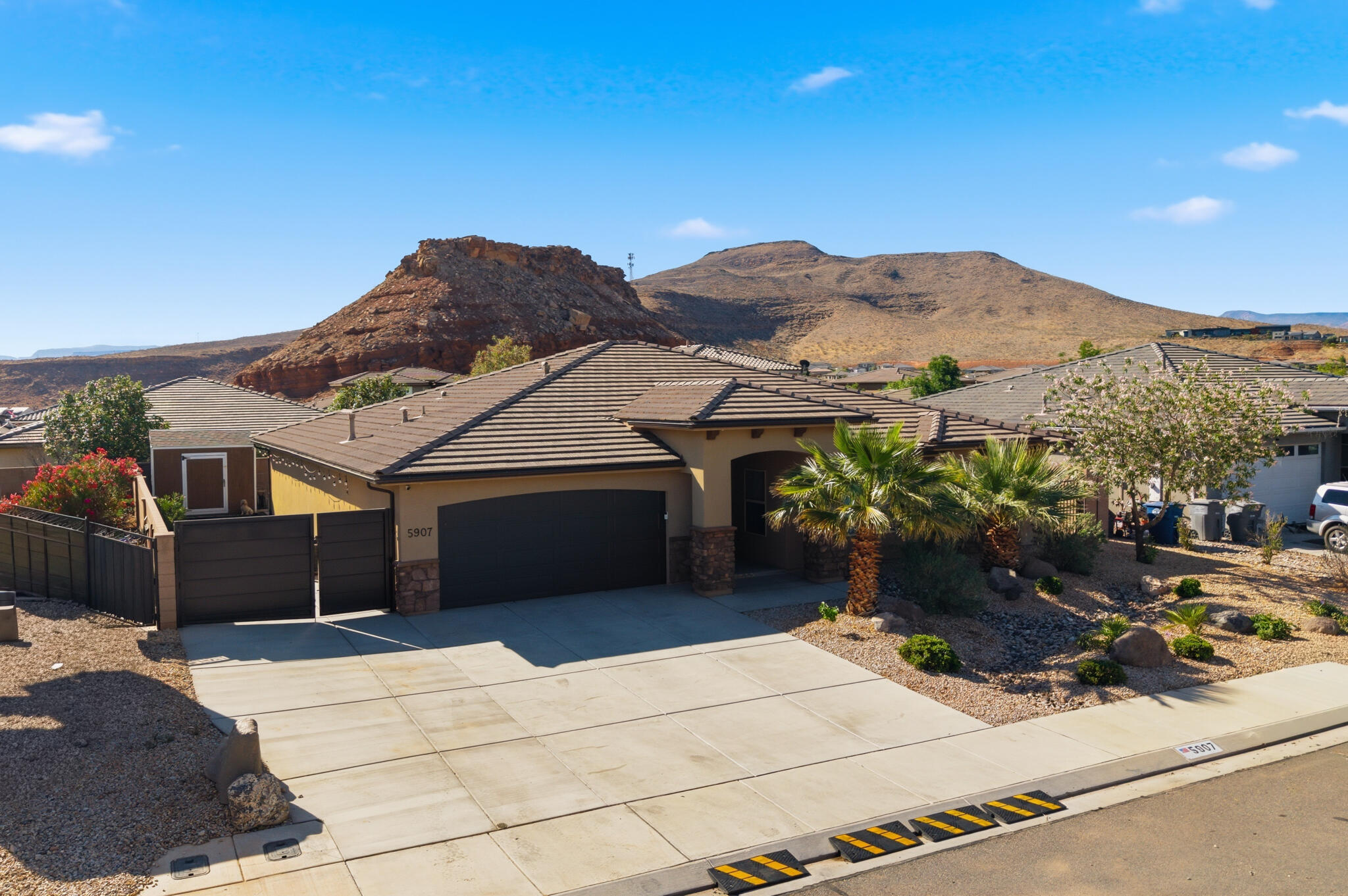 5907 Vega Way St. George, UT 84790 - Photo 5 of 32 DJI_20260509094724_0031_D