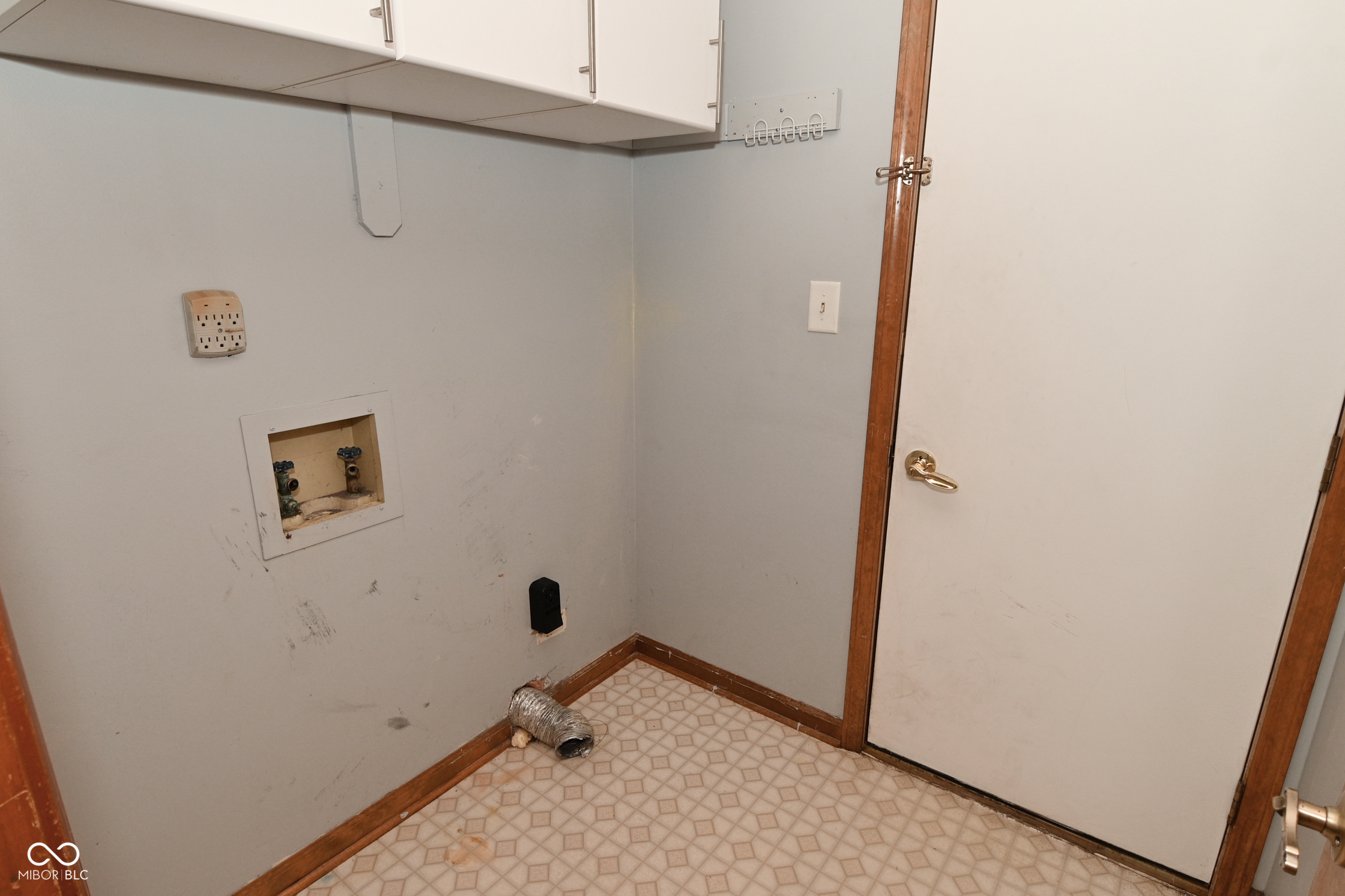 8857 Sundrop Road Indianapolis, IN 46231 - Photo 24 of 55