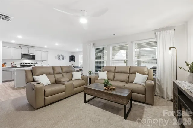 $297,000 | 586 North Sparkleberry Street, Chester, SC 29706