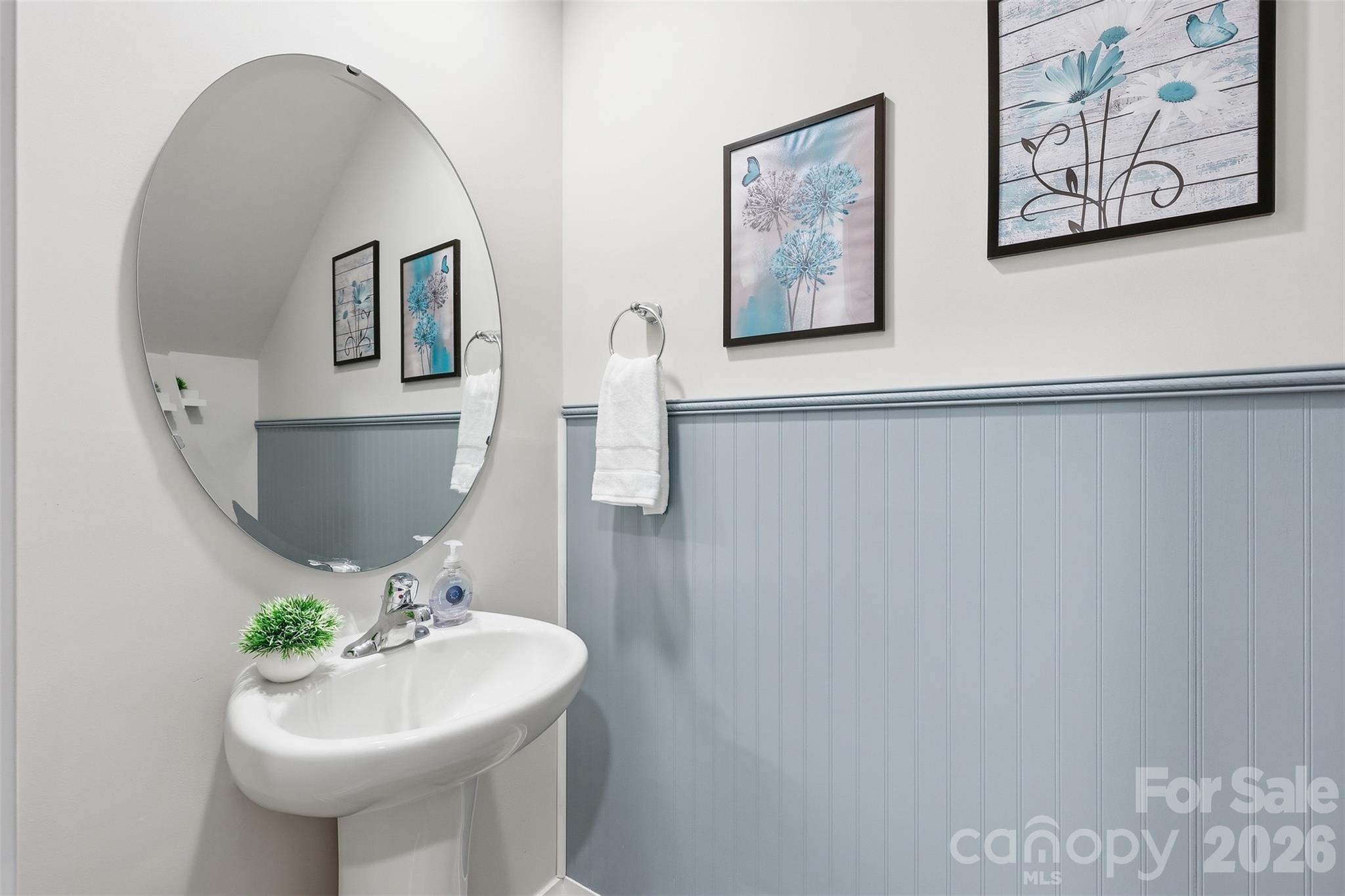 586 North Sparkleberry Street Chester, SC 29706 - Photo 16 of 36 a bathroom with a sink and mirror