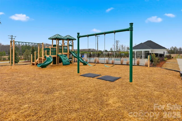 $297,000 | 586 North Sparkleberry Street, Chester, SC 29706