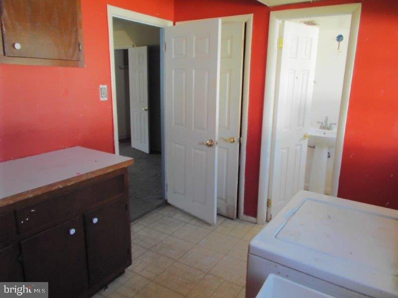 12 Cypress Road Burlington, NJ 08016 - Photo 11 of 17 Gallery Image 11