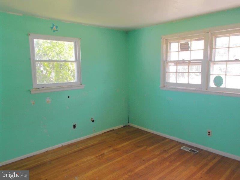 12 Cypress Road Burlington, NJ 08016 - Photo 15 of 17 Gallery Image 15