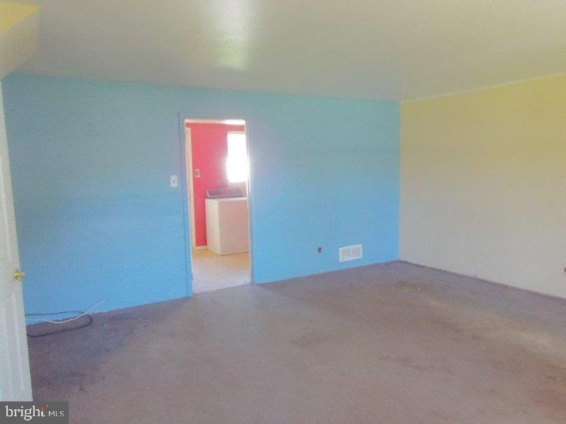 12 Cypress Road Burlington, NJ 08016 - Photo 16 of 17 Gallery Image 16