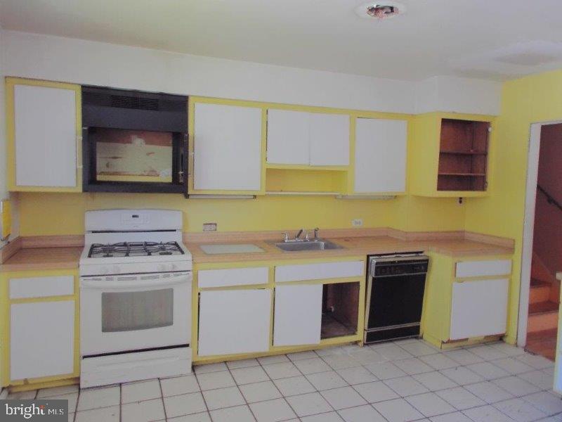 12 Cypress Road Burlington, NJ 08016 - Photo 7 of 17 Gallery Image 7