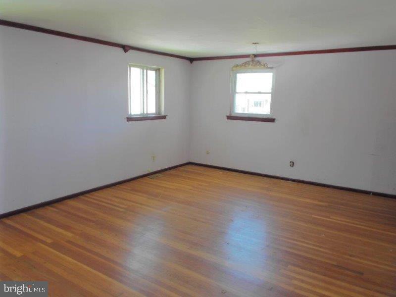 12 Cypress Road Burlington, NJ 08016 - Photo 8 of 17 Gallery Image 8