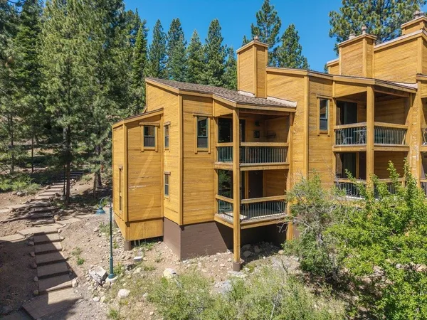 $800,000 | 5007 Gold Bend, Northstar, CA 96161