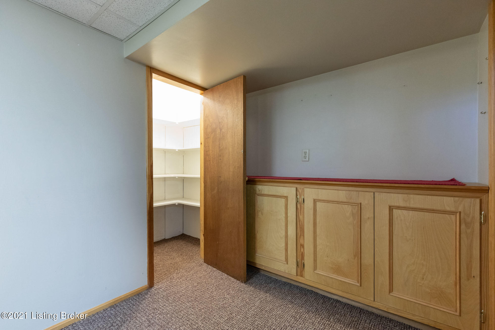 425 Oread Road Louisville, KY 40207 - Photo 77 of 77 Oread079