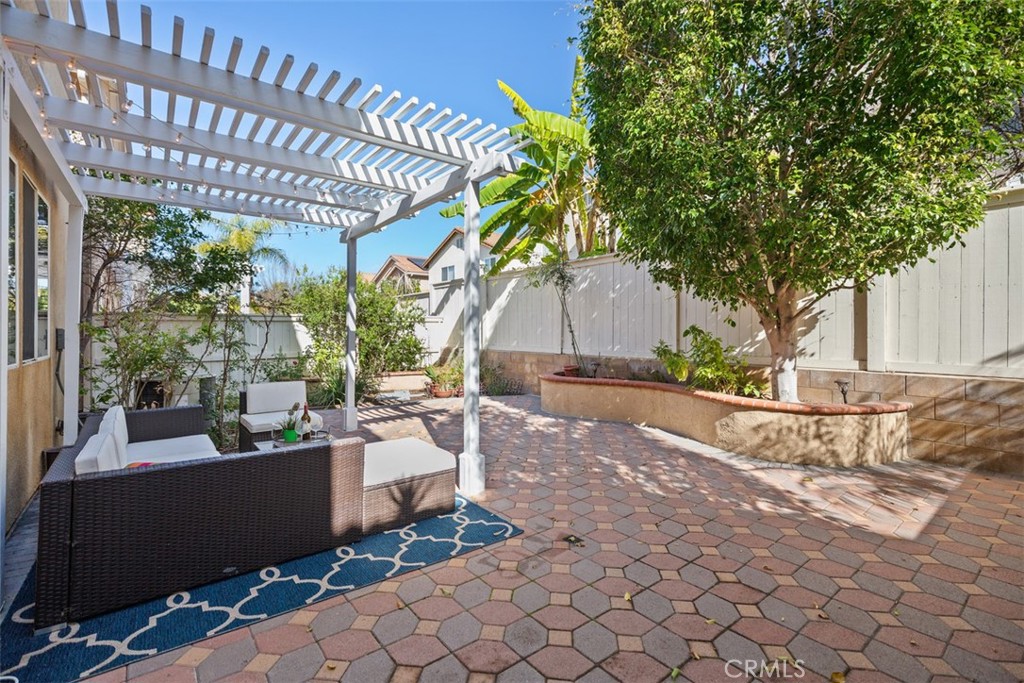 39 Ohio Irvine, CA 92606 - Photo 31 of 46 a view of a chairs and tables in the patio