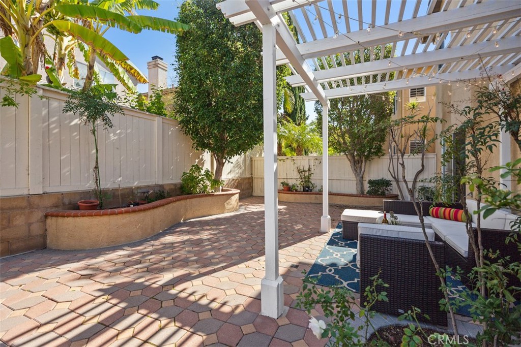 39 Ohio Irvine, CA 92606 - Photo 32 of 46 a front view of a house with a yard