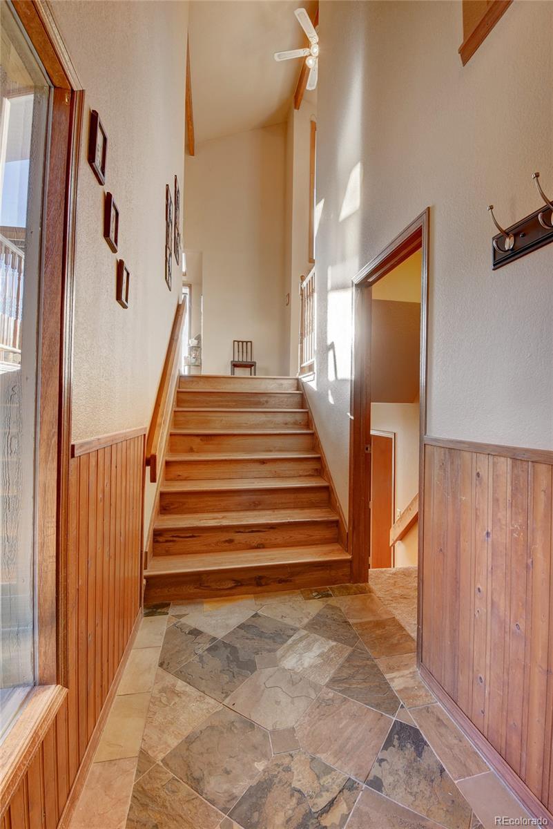 21 Hillside Road Evergreen, CO 80439 - Photo 6 of 39 Gallery Image 6