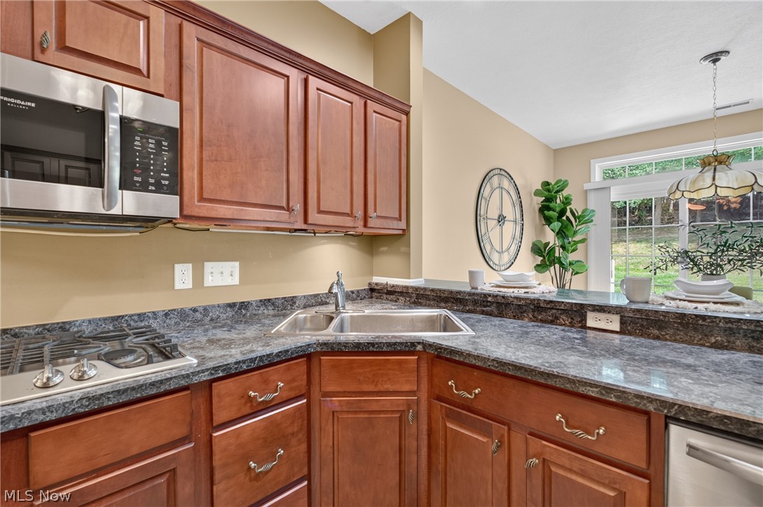 5645 Clingan Road, Unit 24C Struthers, OH 44471 - Photo 19 of 37 Gallery Image 19