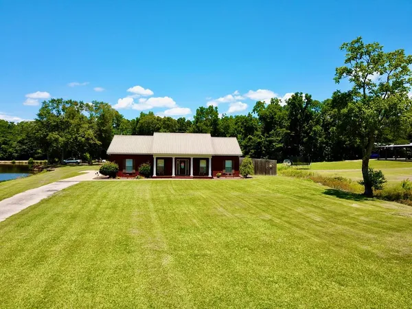 $489,000 | 588 West Lawrence Harris Highway, Slocomb, AL 36375