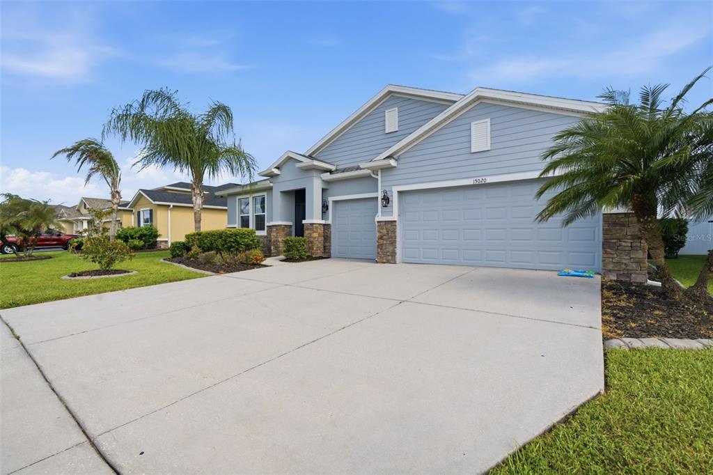 15020 Trinity Fall Way Bradenton, FL 34212 - Photo 3 of 66