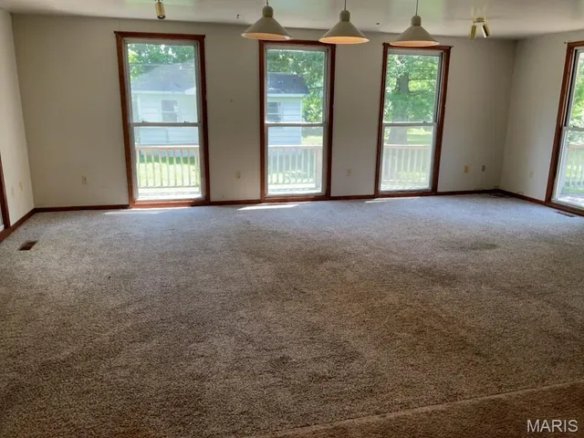 $210,000 | 13875 Highway Pp Dixon Mo 65459, Dixon, MO 65459