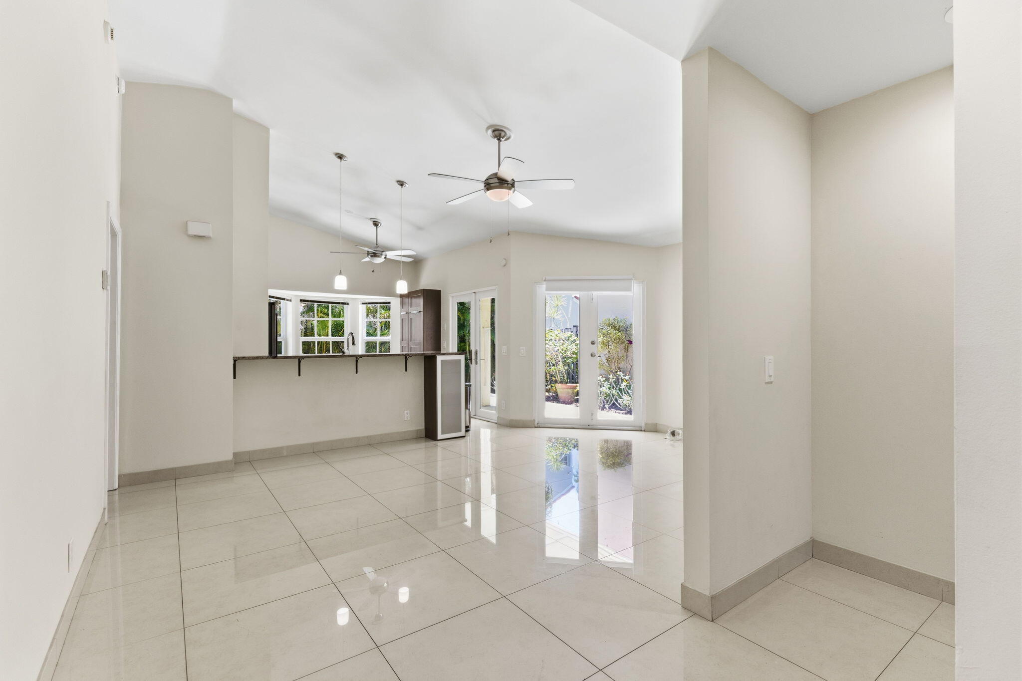 1472 Garden Road Weston, FL 33326 - Photo 5 of 30 4-web-or-mls-AR Media 4