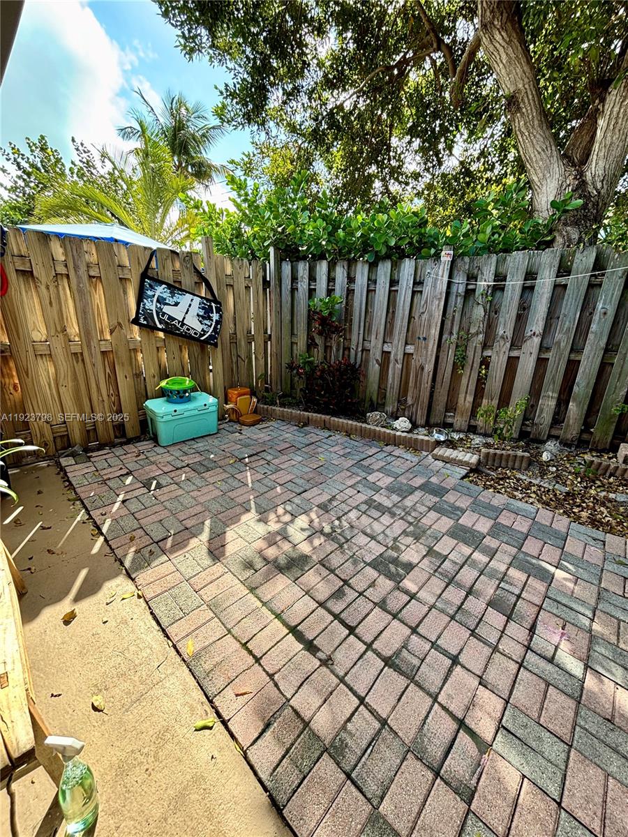 325 Fernwood Road, Unit 5 Key Biscayne, FL 33149 - Photo 8 of 8