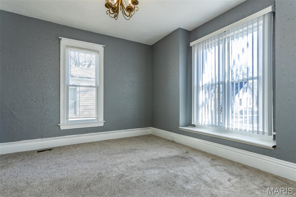 19 North 40th Street Belleville, IL 62226 - Photo 15 of 41