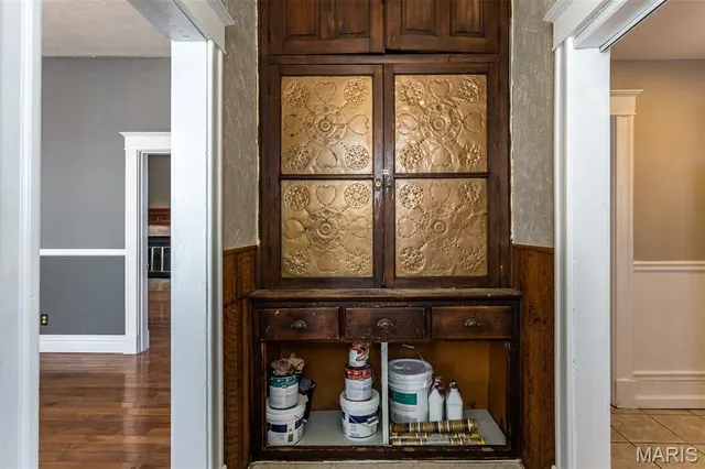 $190,000 | 19 North 40th Street, Belleville, IL 62226