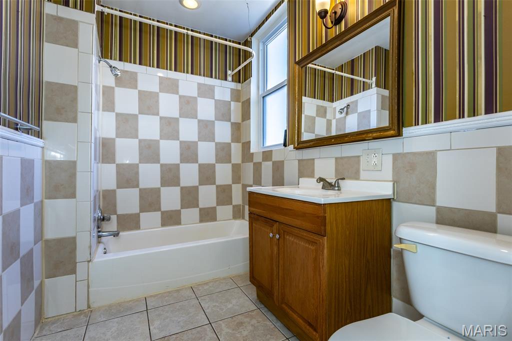 19 North 40th Street Belleville, IL 62226 - Photo 23 of 41