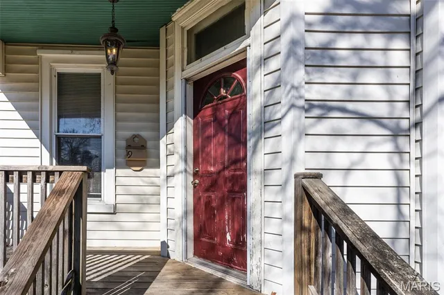 $190,000 | 19 North 40th Street, Belleville, IL 62226