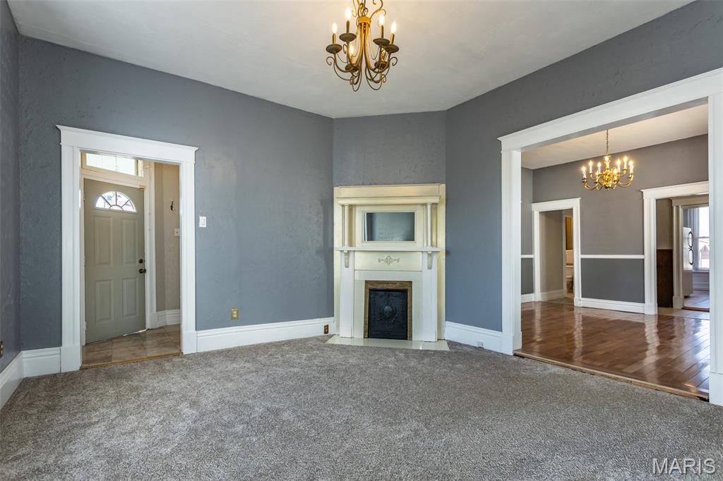 19 North 40th Street Belleville, IL 62226 - Photo 7 of 41