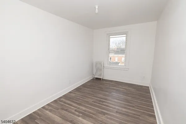 $345,000 | 132 4th Avenue, Roebling, NJ 08554