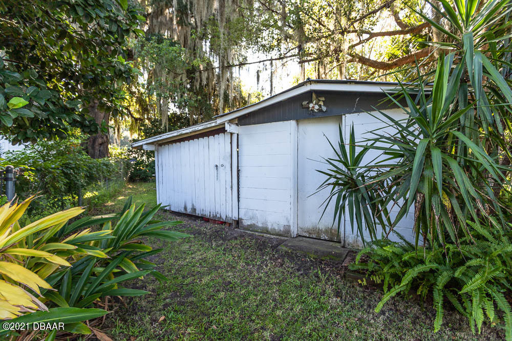 406 Grand Rondo East Crescent City, FL 32112 - Photo 16 of 27 20-20-406-Grand-Rondo-RAW-2680-copy