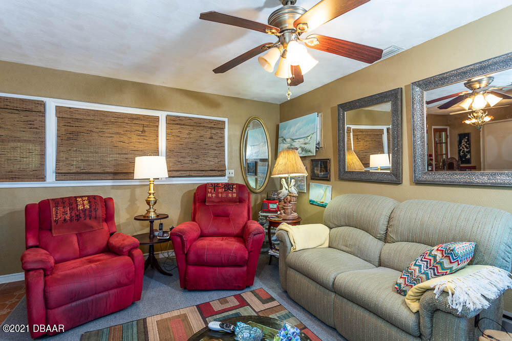 406 Grand Rondo East Crescent City, FL 32112 - Photo 6 of 27 8-08-406-Grand-Rondo-RAW-2699-copy