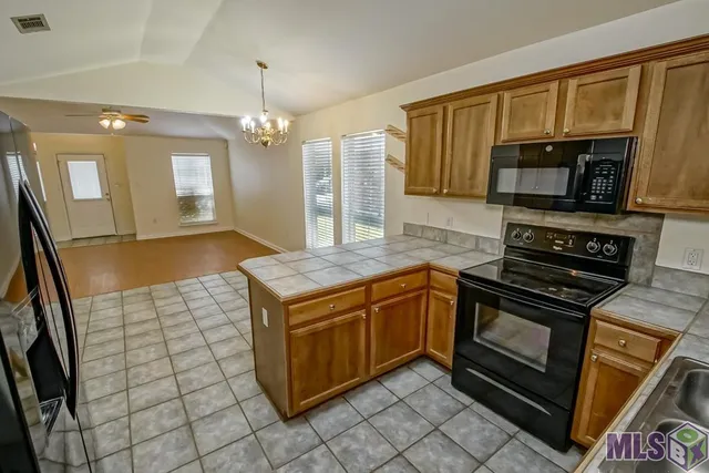 $195,000 | 1352 Harwich Drive, Baton Rouge, LA 70820