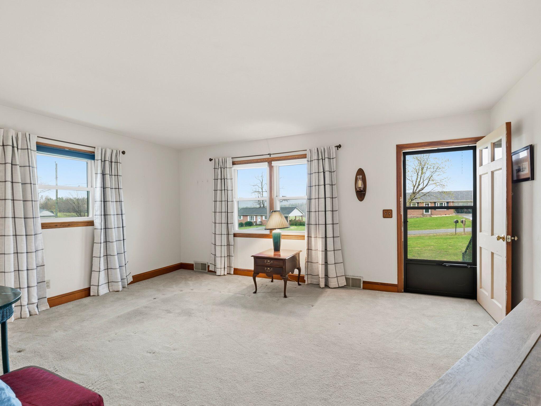 131 Ruritan Road Rocky Mount, VA 24151 - Photo 3 of 43 131 Ruritan Rd.