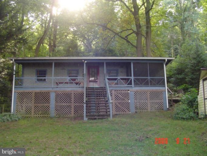 4 Riverside Road Airville, PA 17302 - Photo 1 of 1 Exterior (Main)