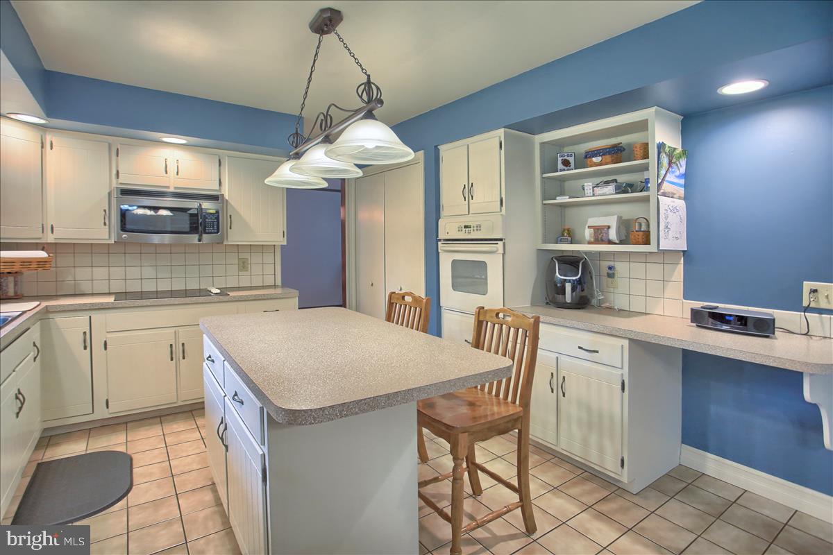 729 Old Quaker Road Lewisberry, PA 17339 - Photo 11 of 34 Gallery Image 11