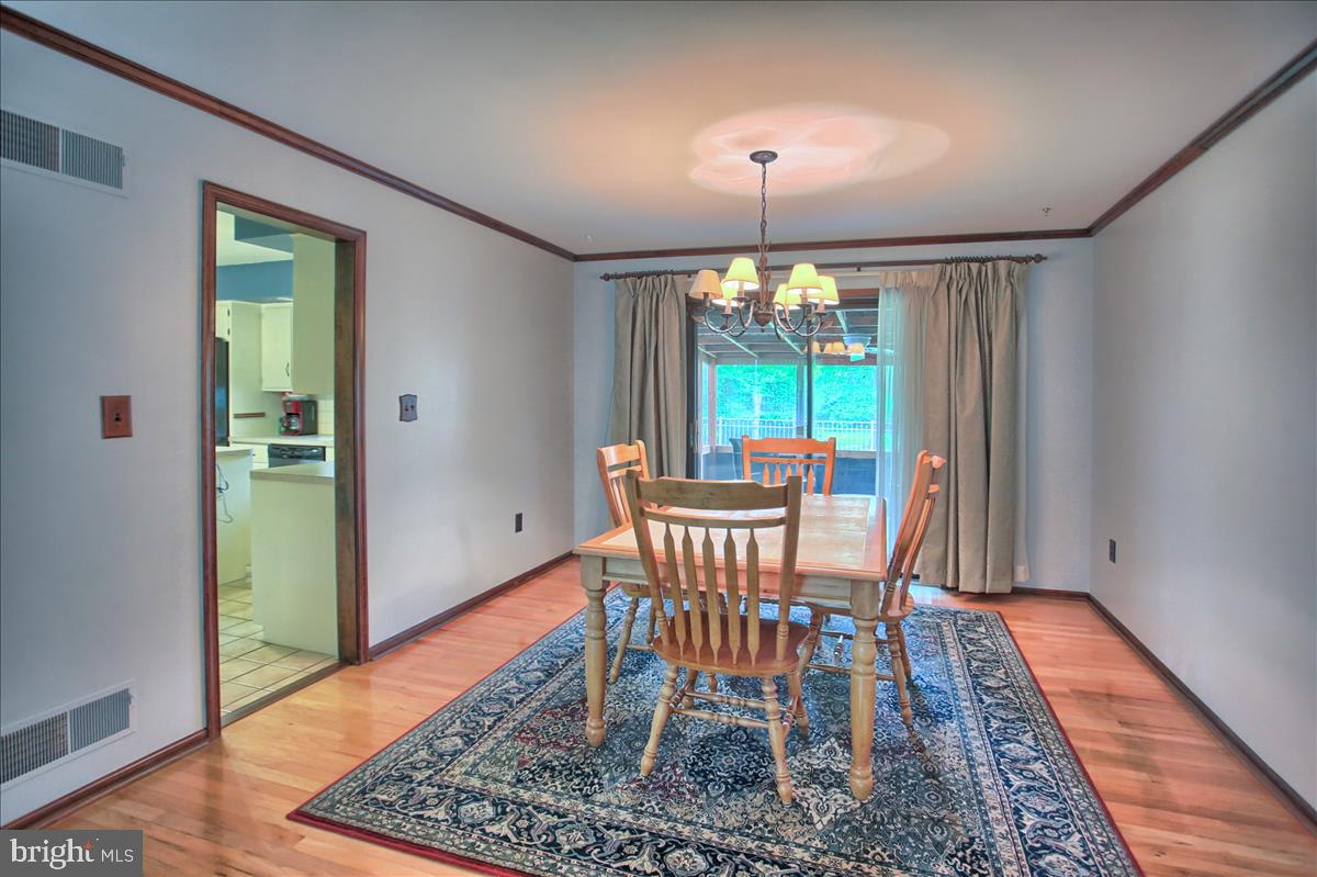 729 Old Quaker Road Lewisberry, PA 17339 - Photo 13 of 34 Gallery Image 13