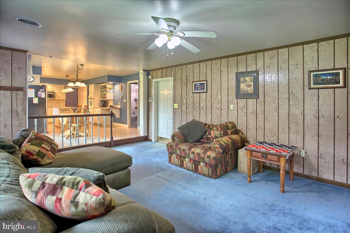 729 Old Quaker Road Lewisberry, PA 17339 - Photo 15 of 34 Gallery Image 15