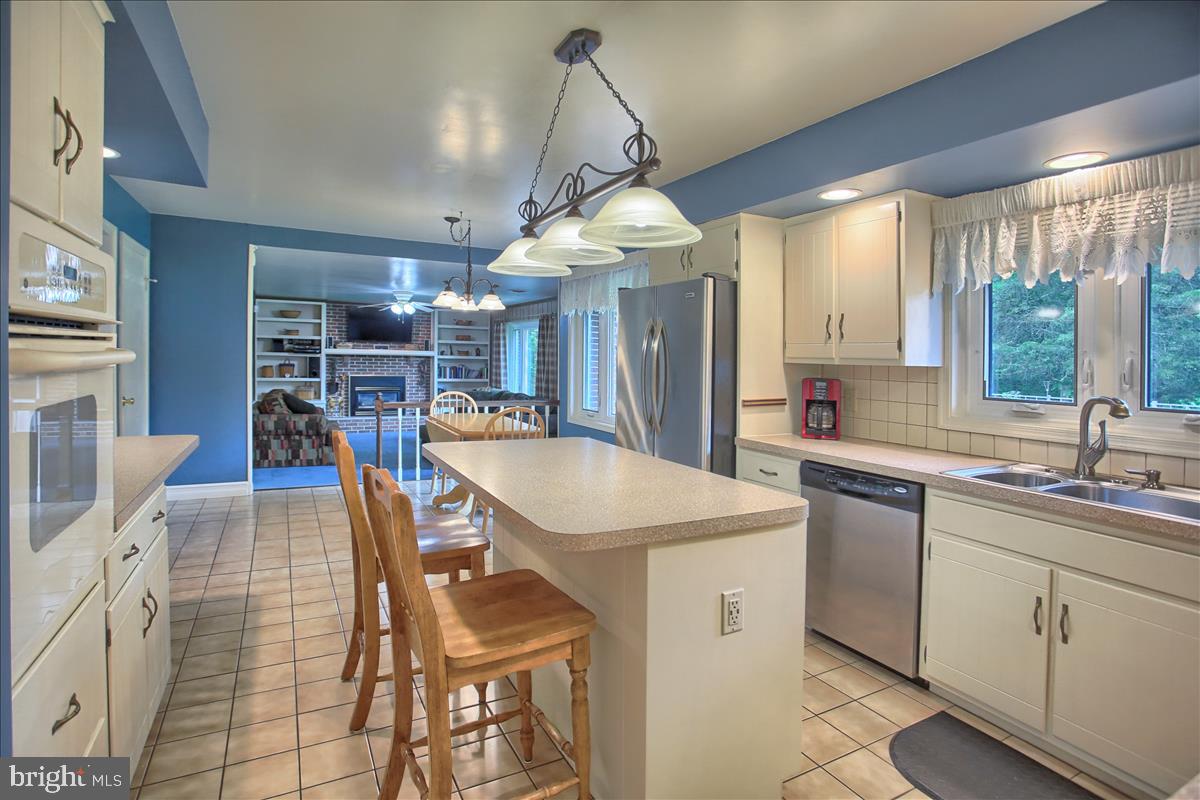 729 Old Quaker Road Lewisberry, PA 17339 - Photo 9 of 34 Gallery Image 9