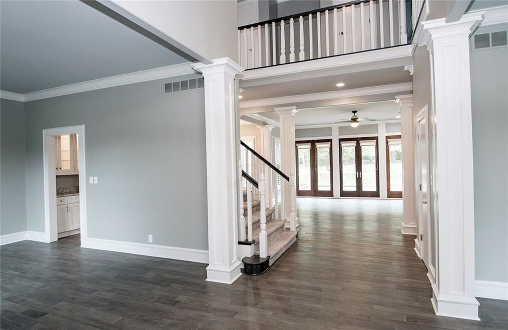 10801 Turne Grove Fishers, IN 46037 - Photo 4 of 48 Gallery Image 4