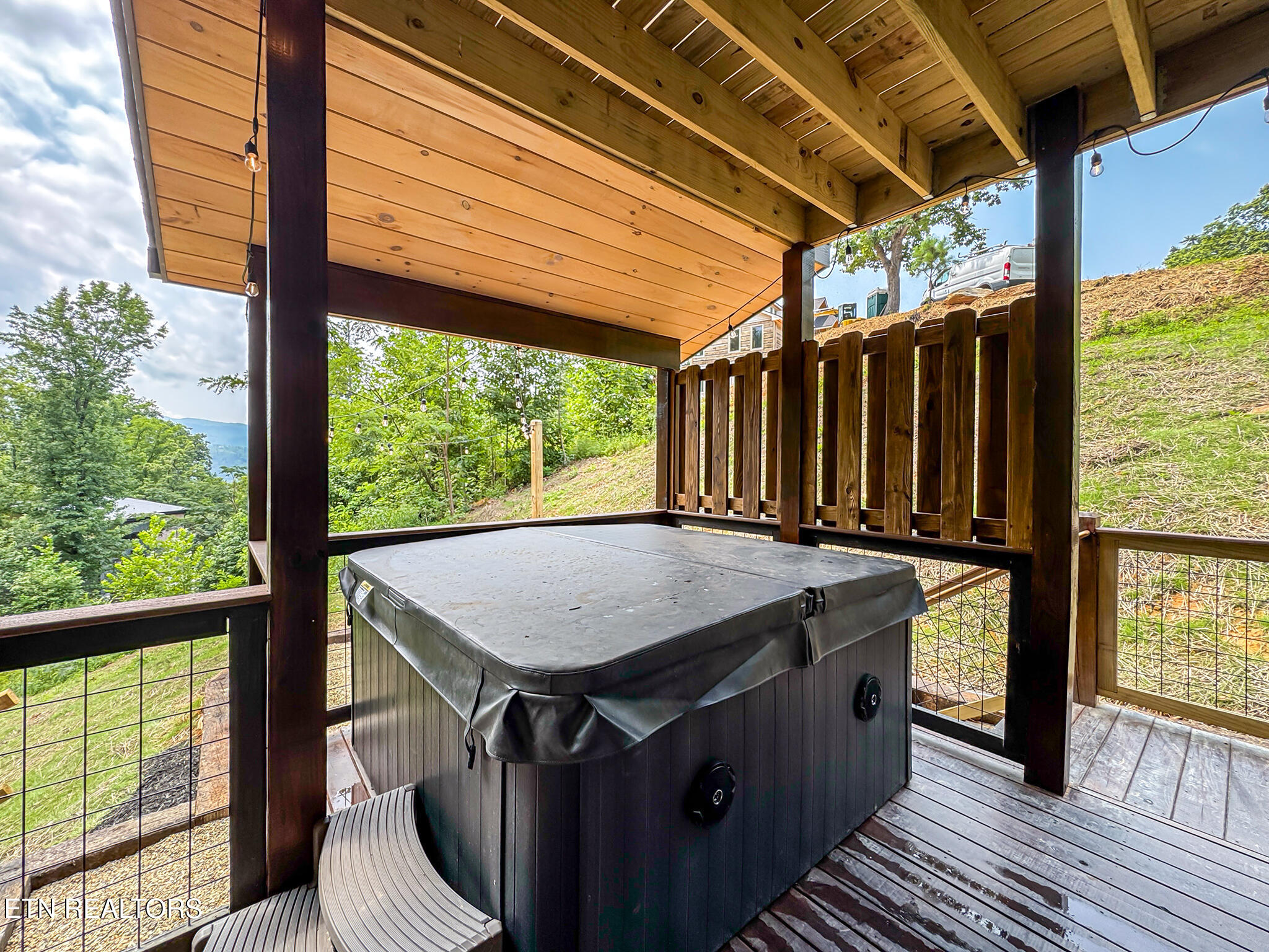 626 Jess Field Road Gatlinburg, TN 37738 - Photo 4 of 55 deck 5
