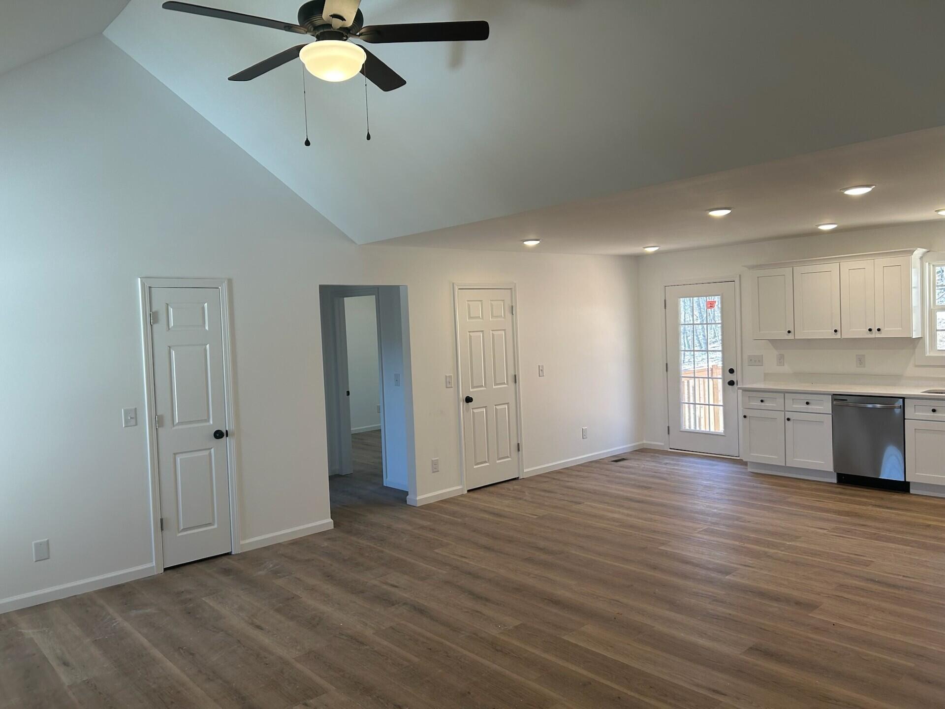 825 Bridges Road Tunnel Hill, GA 30755 - Photo 4 of 9 825 liv