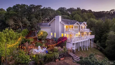 $2,250,000 | 16 Guisela Court, Novato, CA 94945