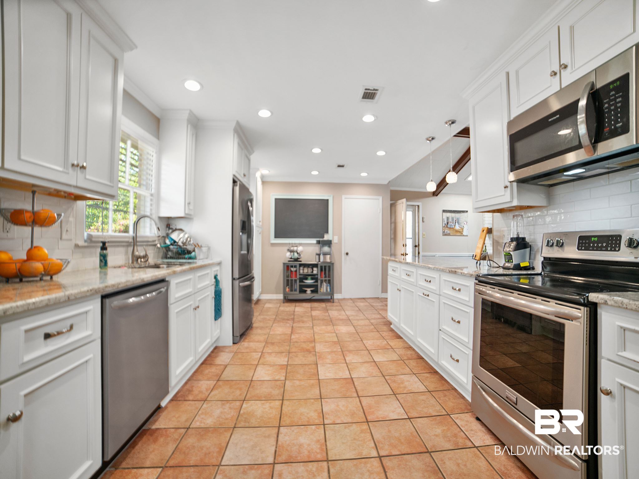 6501 Middleburg Court Mobile, AL 36608 - Photo 5 of 33