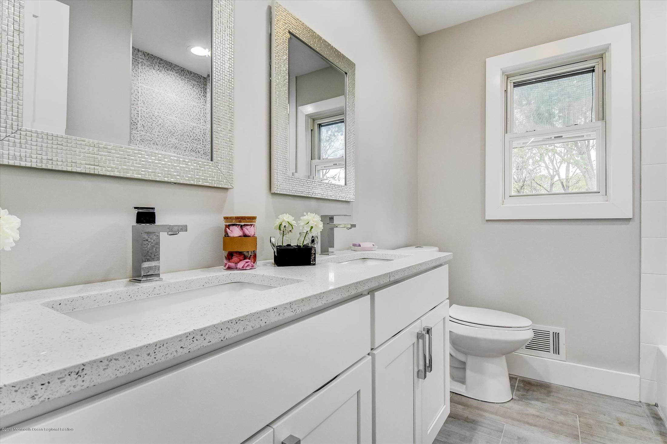 15 Quebec Road Marlboro, NJ 07746 - Photo 23 of 29 Full Bath