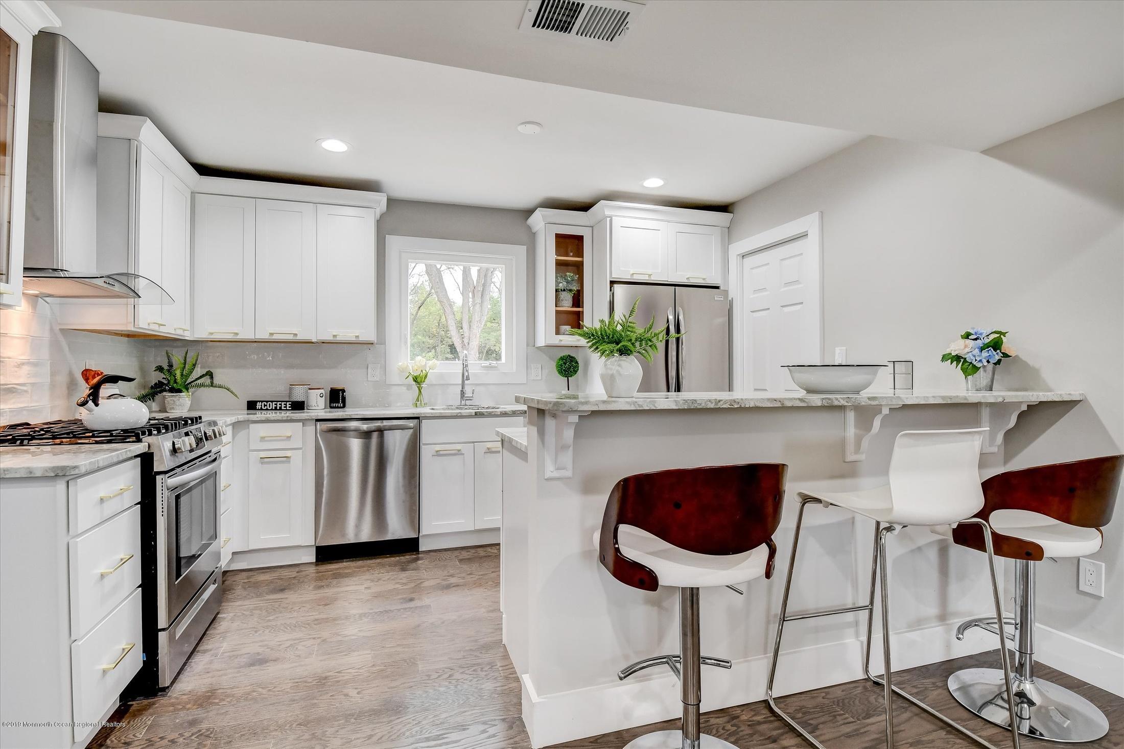15 Quebec Road Marlboro, NJ 07746 - Photo 8 of 29 Designer Kitchen