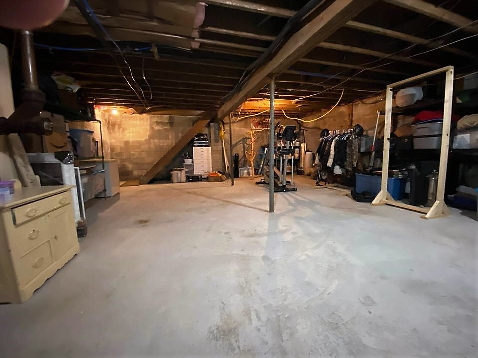 1064 Bartlett Road Upper Jay, NY 12987 - Photo 16 of 29 Gallery Image 16