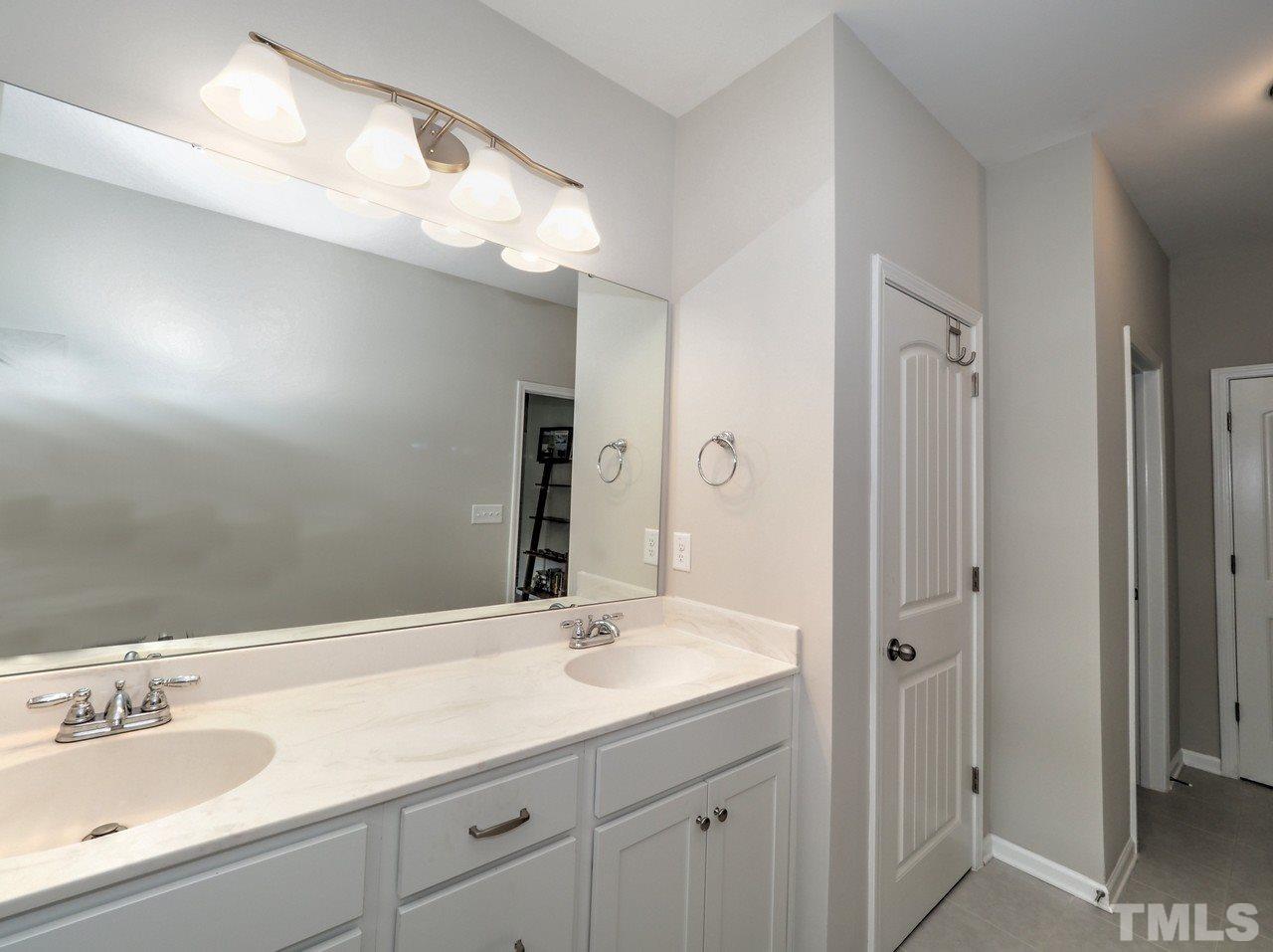 6331 Grace Lily Drive Raleigh, NC 27607 - Photo 18 of 30