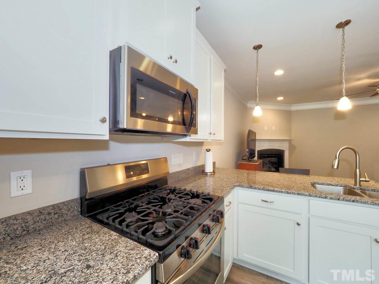 6331 Grace Lily Drive Raleigh, NC 27607 - Photo 3 of 30
