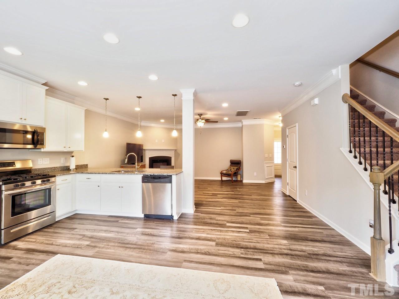 6331 Grace Lily Drive Raleigh, NC 27607 - Photo 5 of 30