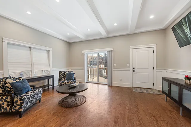 $789,900 | 4223 South Wabash Avenue, Chicago, IL 60653