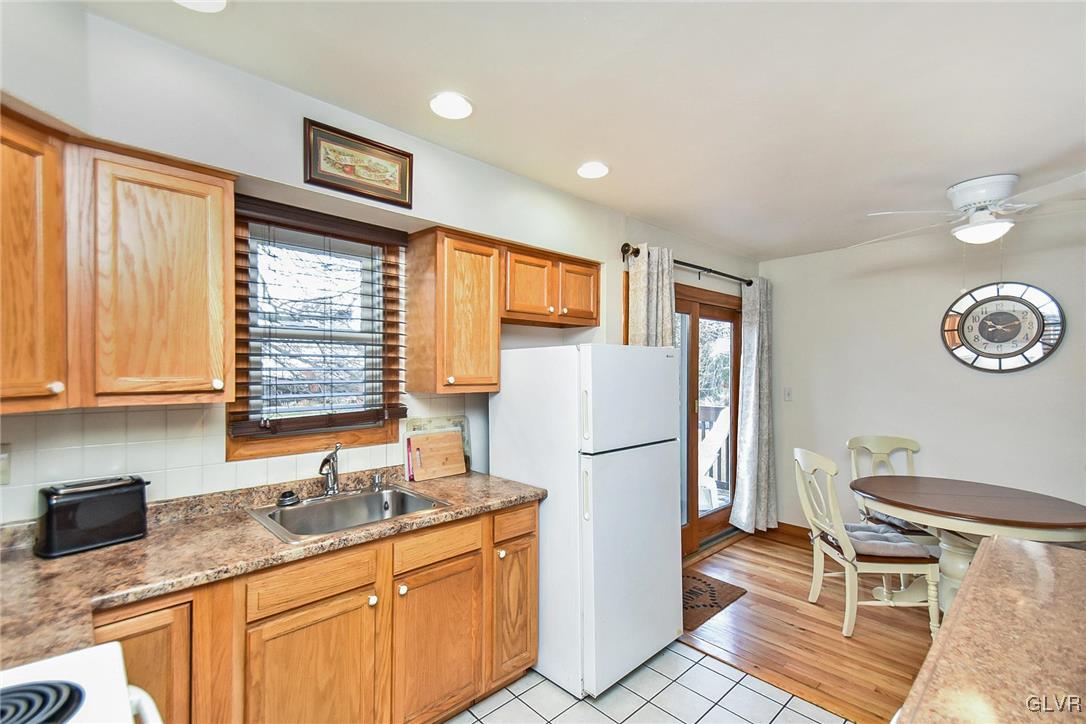 3025 Avon Road Bethlehem, PA 18017 - Photo 6 of 16 Gallery Image 6