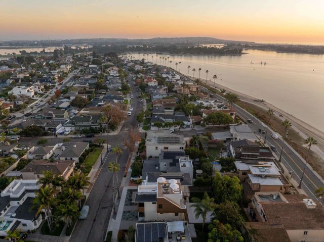 $4,200,000 | 3616 Buena Vista Street, San Diego, CA 92109